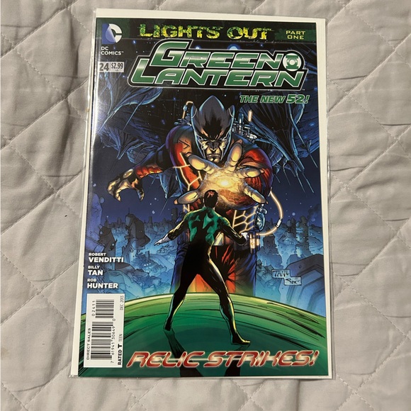 Green Lantern Comic Book Set New 52! - Picture 2 of 6